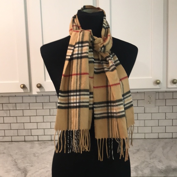 V. FRAAS Other - V Fraas Cashmink Scarf Mens Tan Plaid Fringe